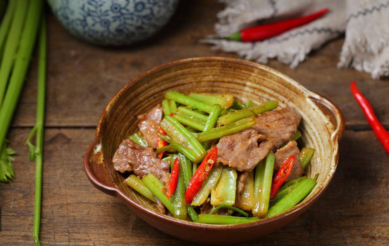 牛肉怎么炒才好吃又嫩又软