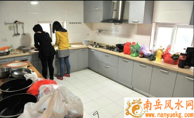早春风水课想要家和万事兴 厨房风水禁忌要看清!