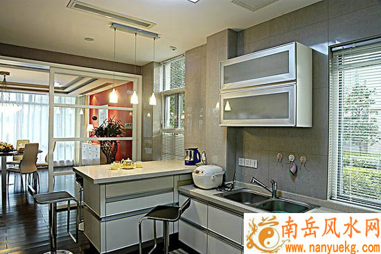 厨房灯具风水