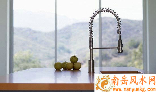 厨房缺陷巧化解 6招装出好风水厨房