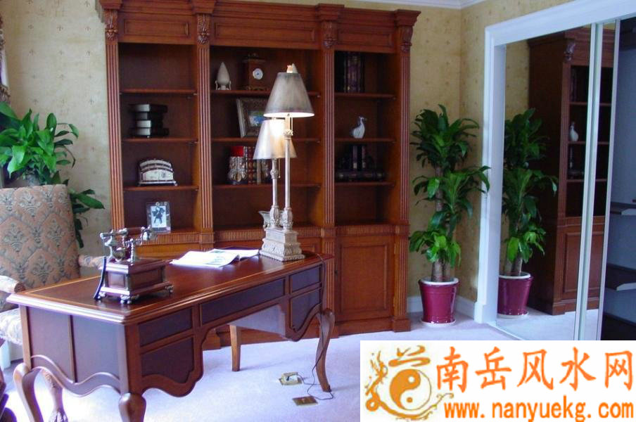 װ�ޱ�֪С���鷿��ˮ����