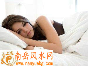 经常失眠跟卧室的风水有关吗