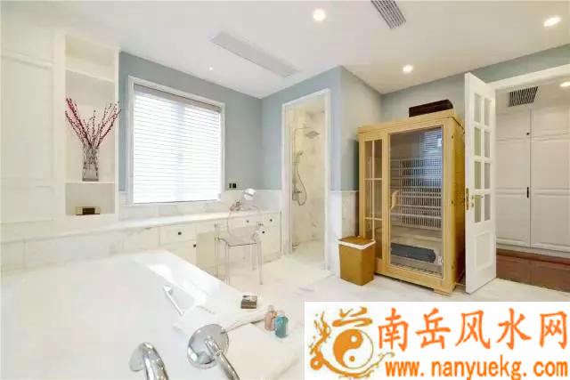�����ڲ�֪�����������Ȼ��������װ����ˮ�������ȫû�ˣ�