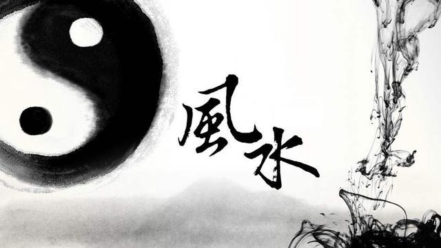 刘亦菲泳装身材引热议 刘亦菲泳装身材引热议