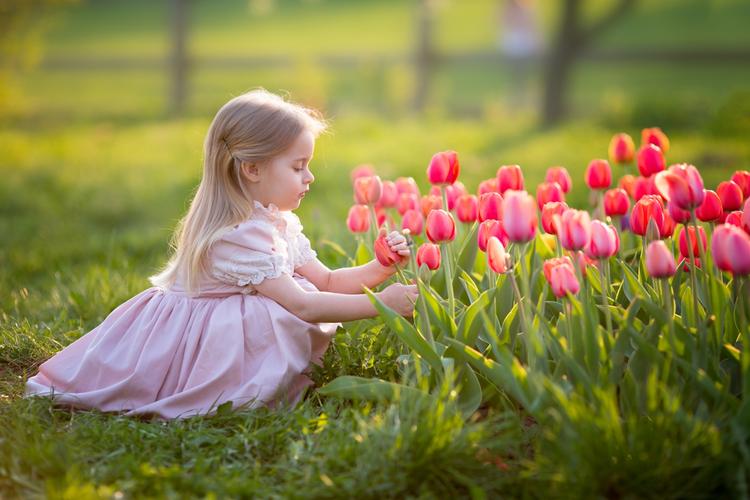 12����Ů���������һ�����ָ��
