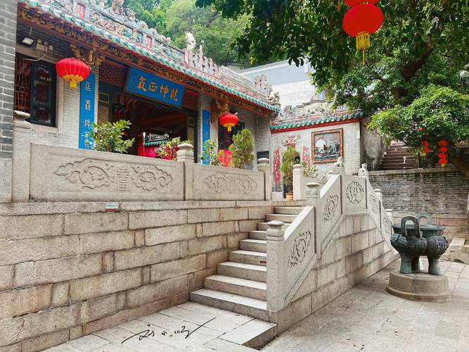 陈红和滕文骥同居六年 陈红和滕文骥同居六年