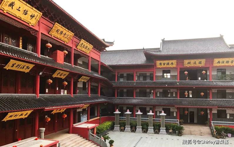 杨超越成锦鲤是什么梗杨超越锦鲤什么梗 杨超越成锦鲤是什么梗杨超越锦鲤什么梗